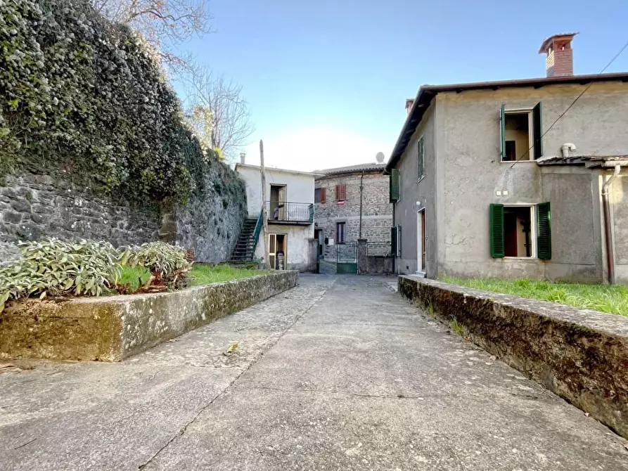 Immagine 96 di Terratetto in vendita  a Sillano Giuncugnano