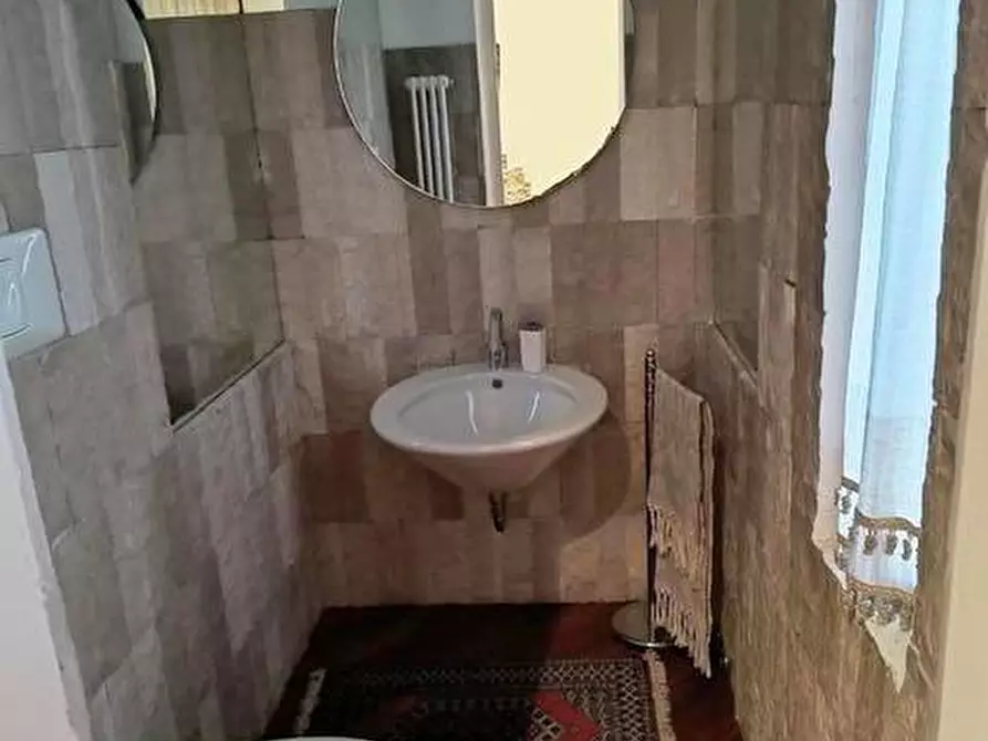 Immagine 33 di Villa in vendita  a Pisa