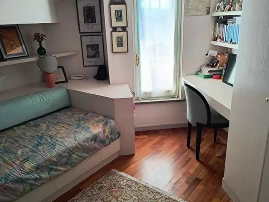 Immagine 26 di Villa in vendita  a Pisa