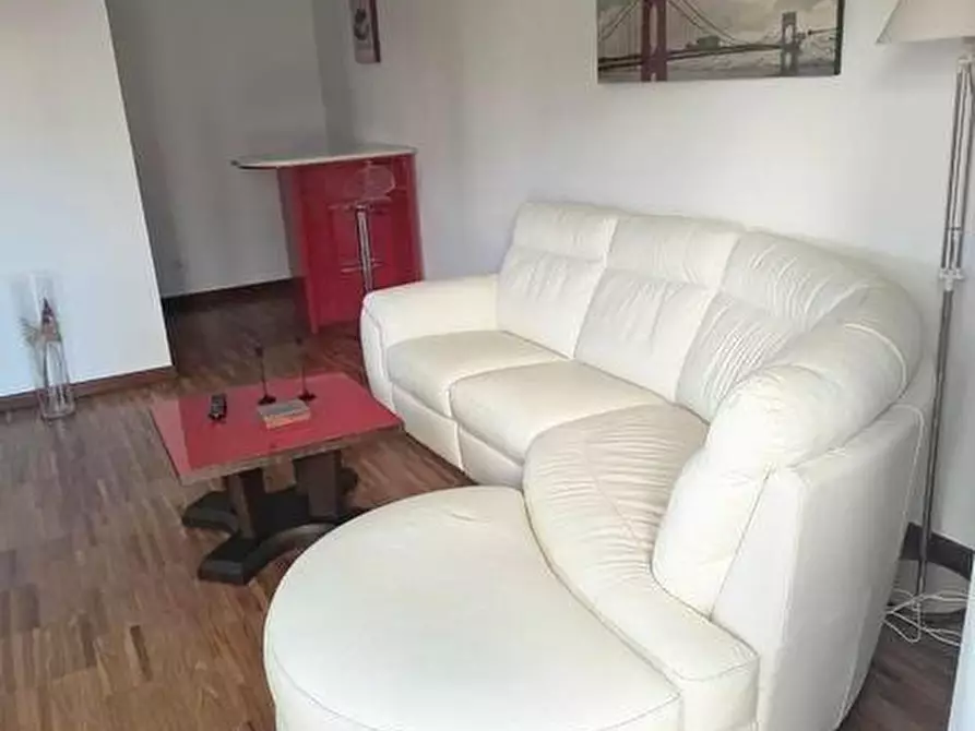 Immagine 27 di Villa in vendita  a Pisa