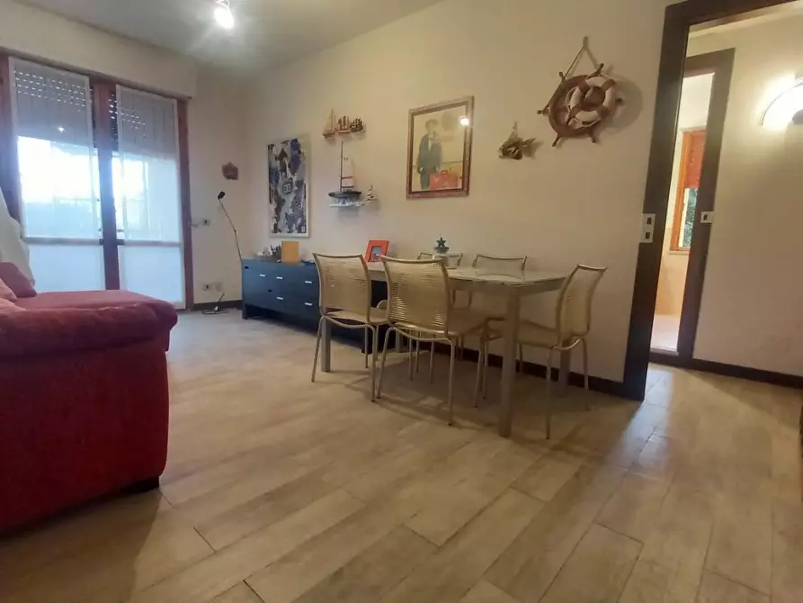 Immagine 21 di Appartamento in vendita  a Camaiore