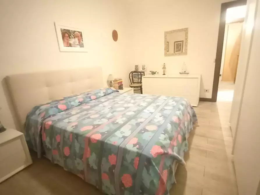 Immagine 14 di Appartamento in vendita  a Camaiore