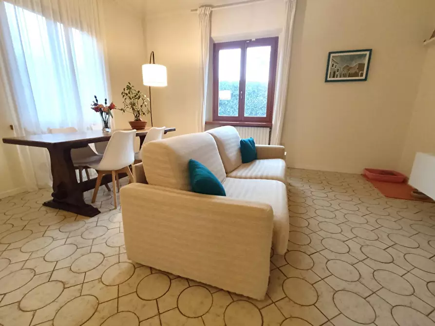 Immagine 1 di Villa in vendita  a Forte Dei Marmi