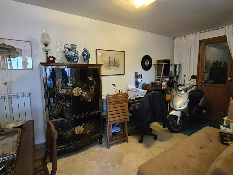 Immagine 38 di Villetta a schiera in vendita  a Livorno