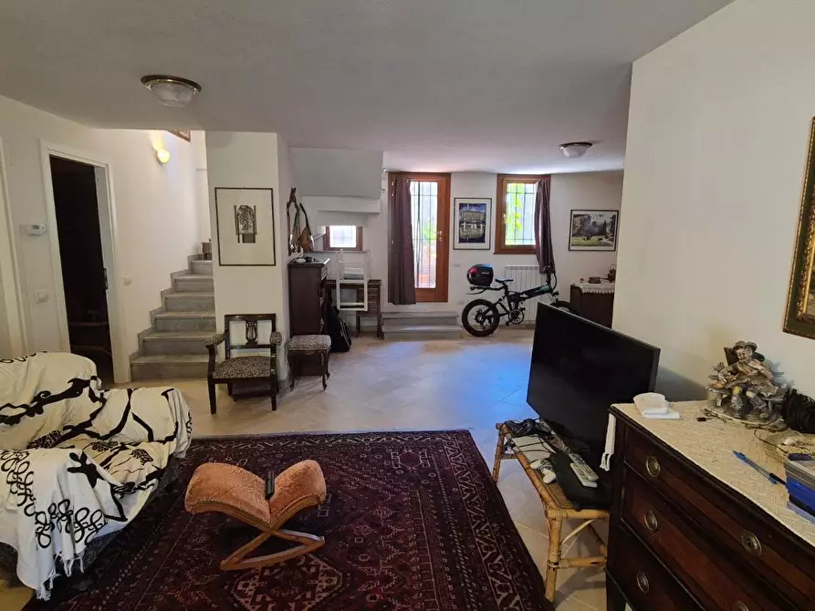 Immagine 36 di Villetta a schiera in vendita  a Livorno