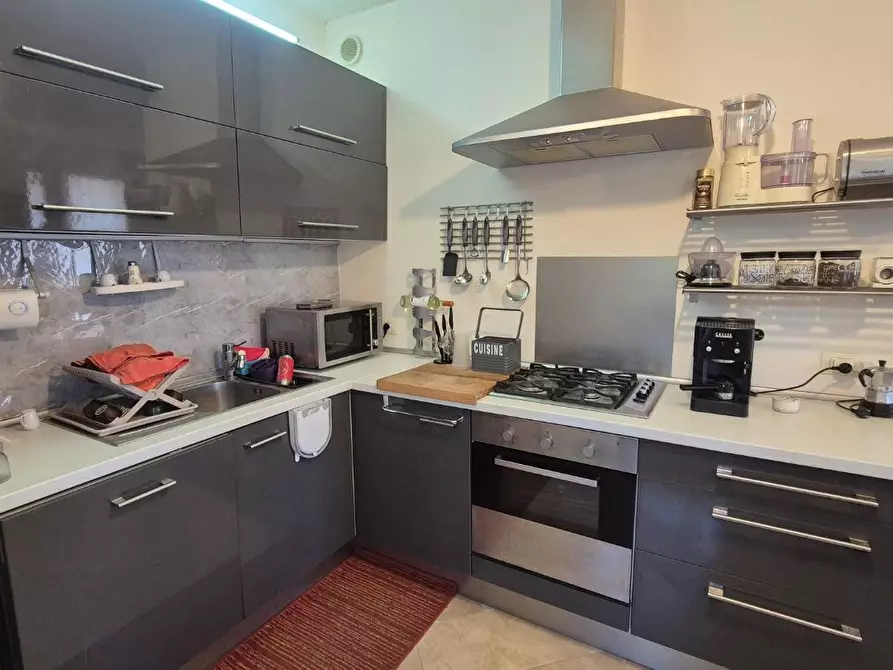 Immagine 6 di Villetta a schiera in vendita  a Livorno