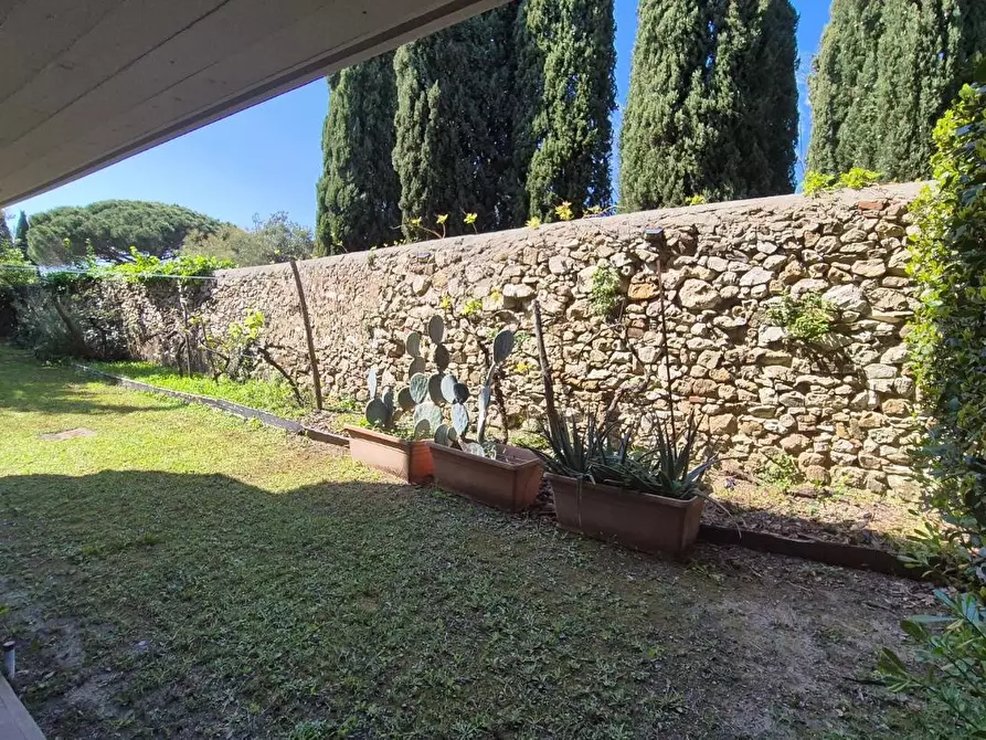 Immagine 39 di Villetta a schiera in vendita  a Livorno