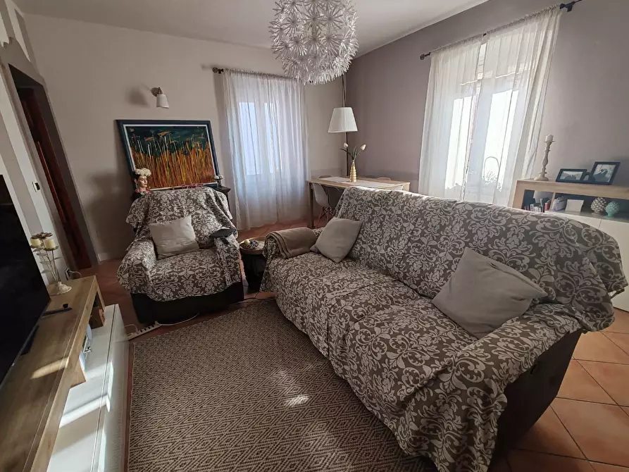 Immagine 7 di Appartamento in vendita  a Massa