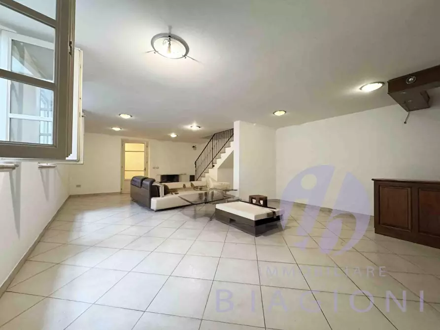 Immagine 21 di Casa bifamiliare in vendita  a Forte Dei Marmi