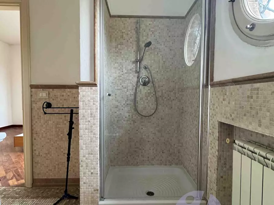 Immagine 33 di Casa bifamiliare in vendita  a Forte Dei Marmi