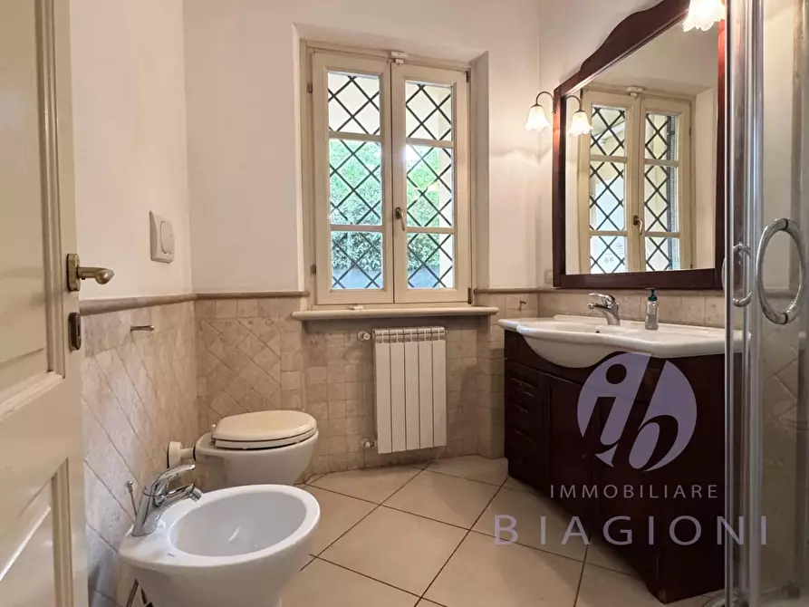 Immagine 18 di Casa bifamiliare in vendita  a Forte Dei Marmi