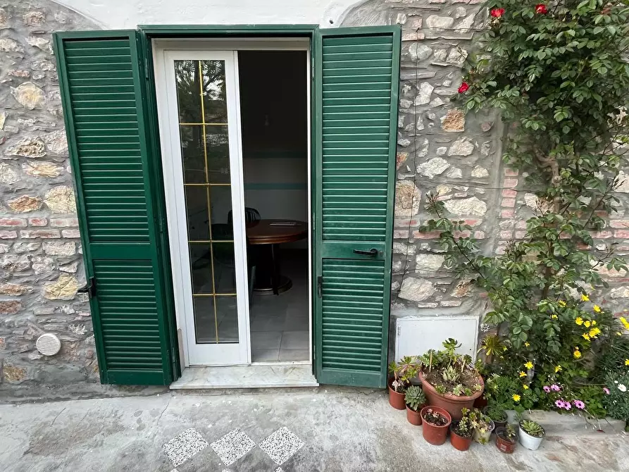 Immagine 3 di Villa in vendita  a Ponsacco