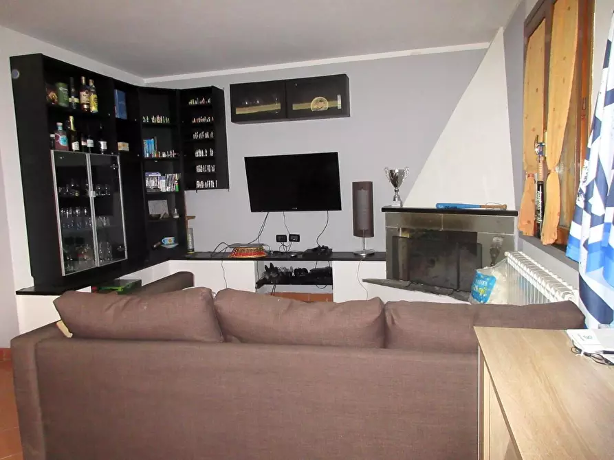 Immagine 11 di Villetta a schiera in vendita  a Empoli