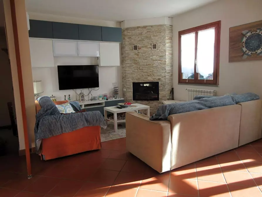 Immagine 1 di Villetta a schiera in vendita  a Empoli