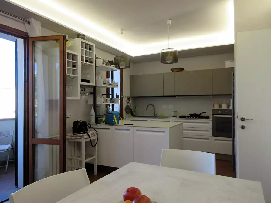 Immagine 5 di Villetta a schiera in vendita  a Empoli