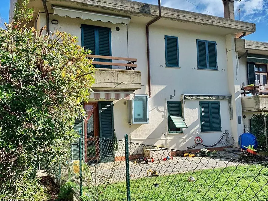 Immagine 22 di Appartamento in vendita  a Montaione