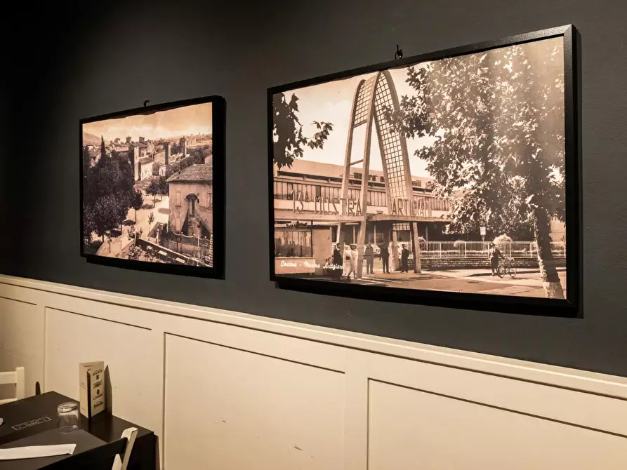 Immagine 18 di Attività commerciale in vendita  a Cascina