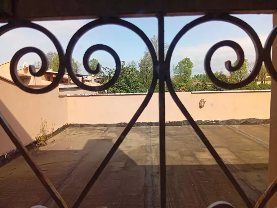 Immagine 6 di Villetta a schiera in vendita  a Pisa