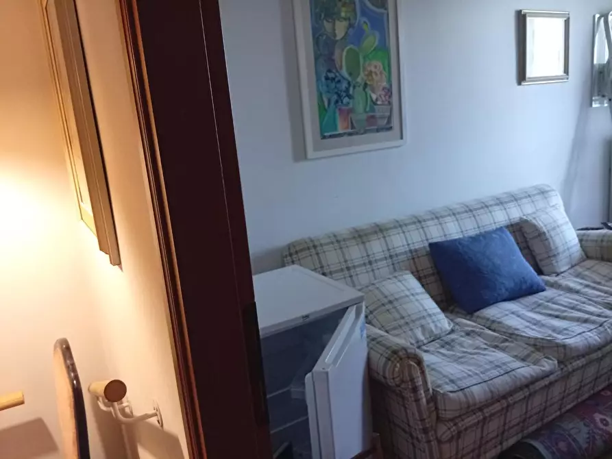 Immagine 11 di Villetta a schiera in vendita  a Pisa