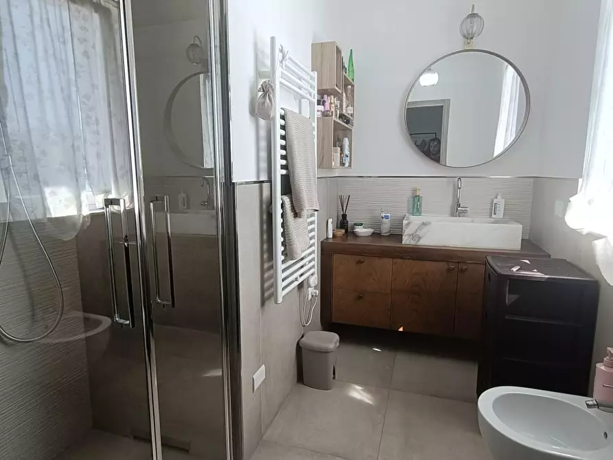 Immagine 29 di Casa semindipendente in vendita  a Carrara