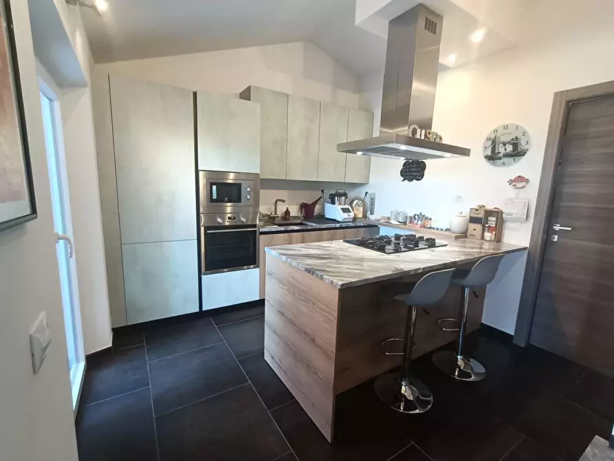 Immagine 16 di Casa semindipendente in vendita  a Carrara