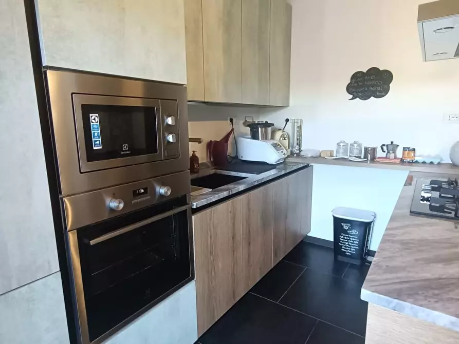 Immagine 19 di Casa semindipendente in vendita  a Carrara