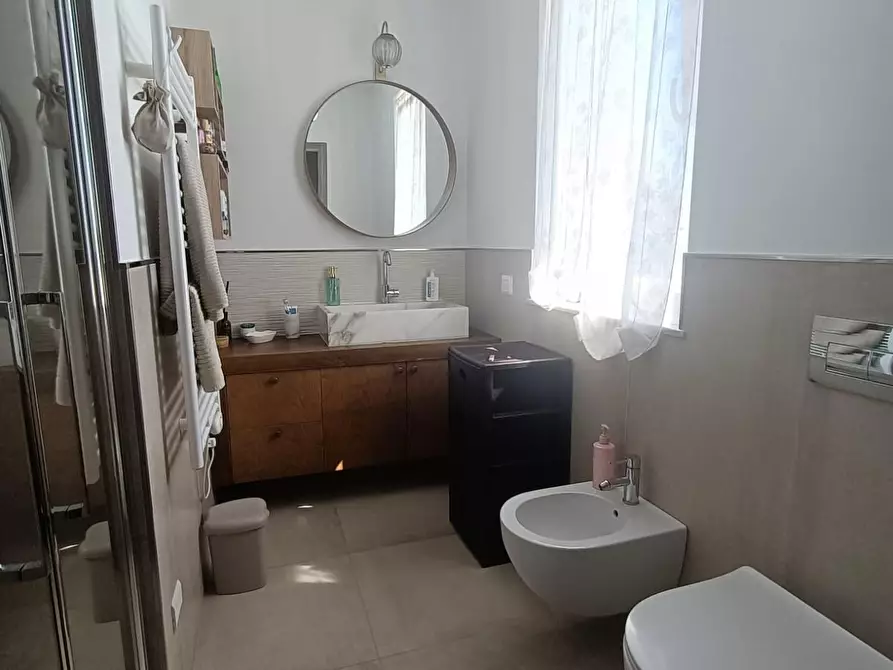 Immagine 31 di Casa semindipendente in vendita  a Carrara