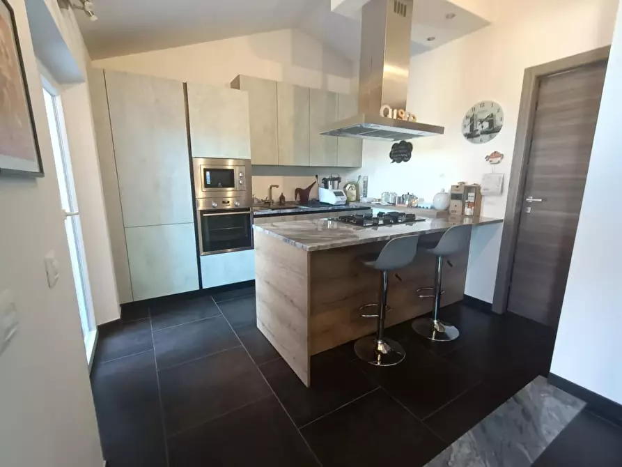 Immagine 21 di Casa semindipendente in vendita  a Carrara