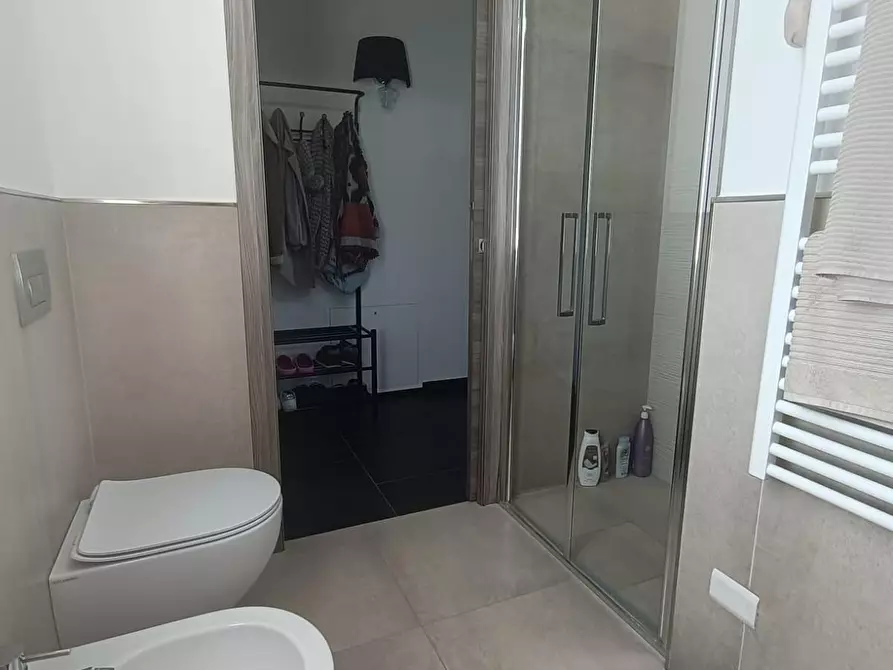 Immagine 30 di Casa semindipendente in vendita  a Carrara