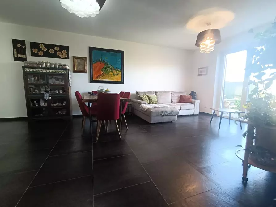 Immagine 12 di Casa semindipendente in vendita  a Carrara