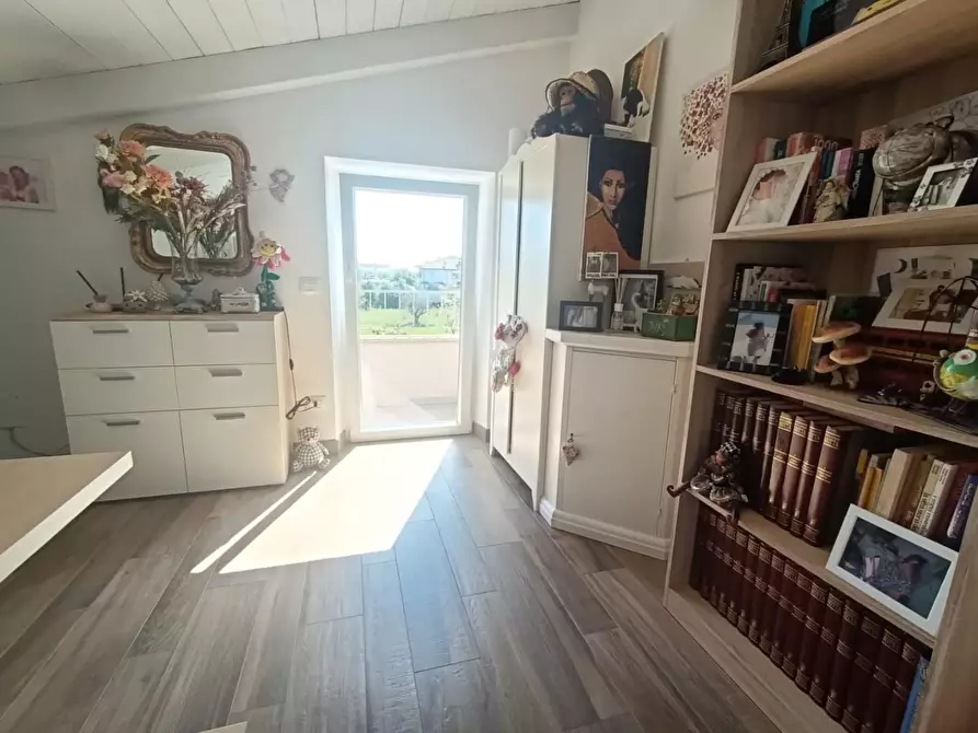 Immagine 28 di Casa semindipendente in vendita  a Carrara