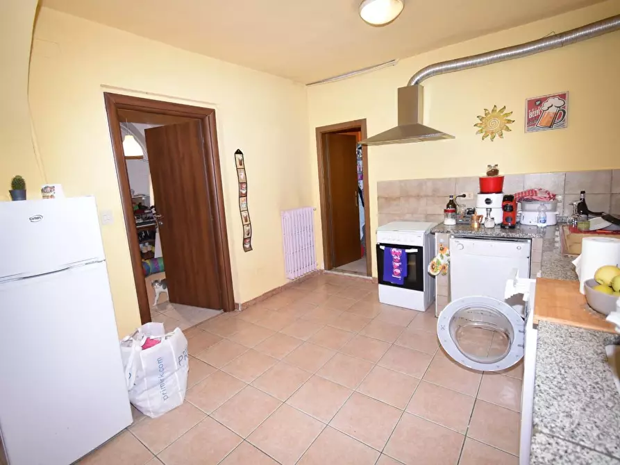 Immagine 35 di Appartamento in vendita  a San Giuliano Terme