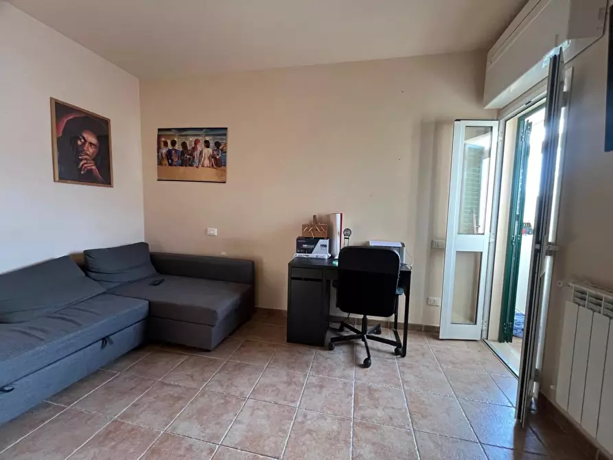 Immagine 7 di Appartamento in vendita  a Livorno