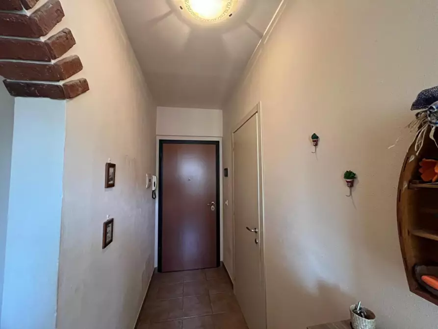 Immagine 3 di Appartamento in vendita  a Livorno