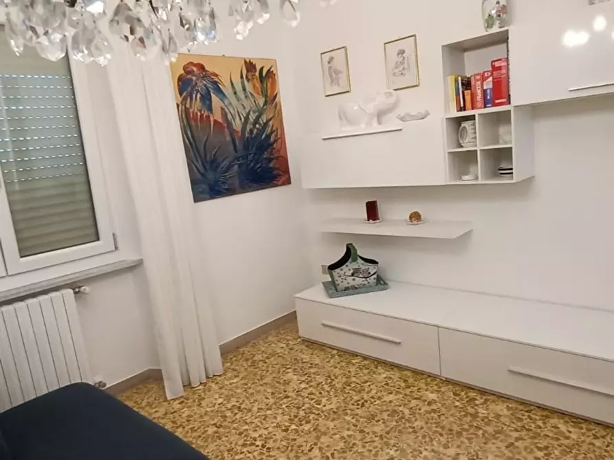 Immagine 8 di Casa bifamiliare in affitto  a San Giuliano Terme