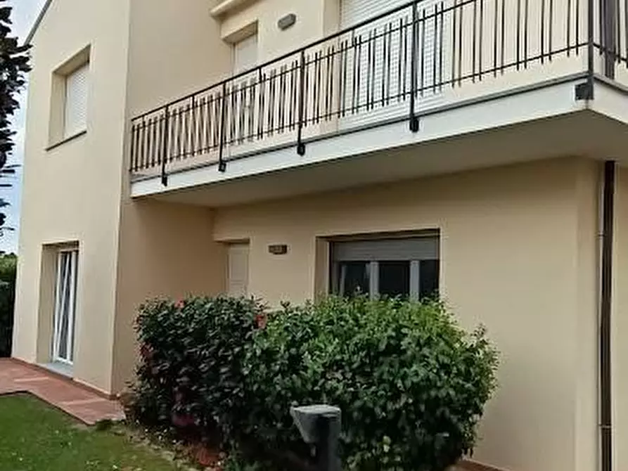 Immagine 4 di Casa bifamiliare in affitto  a San Giuliano Terme