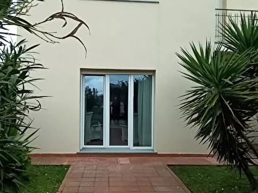 Immagine 5 di Casa bifamiliare in affitto  a San Giuliano Terme