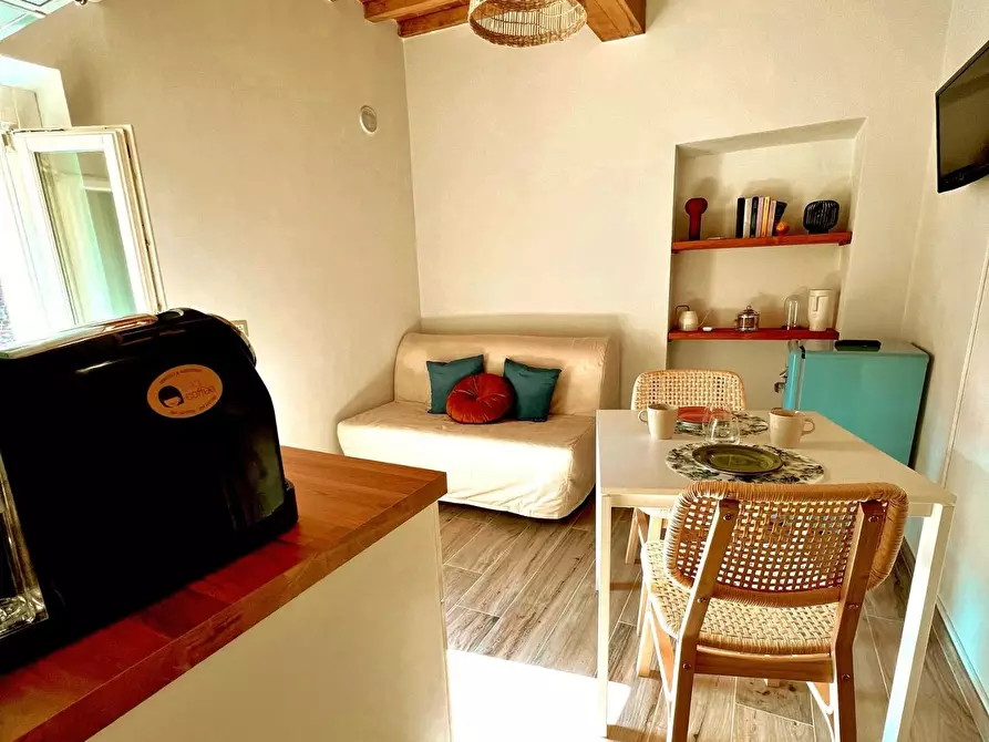 Immagine 2 di Appartamento in vendita  a Pisa