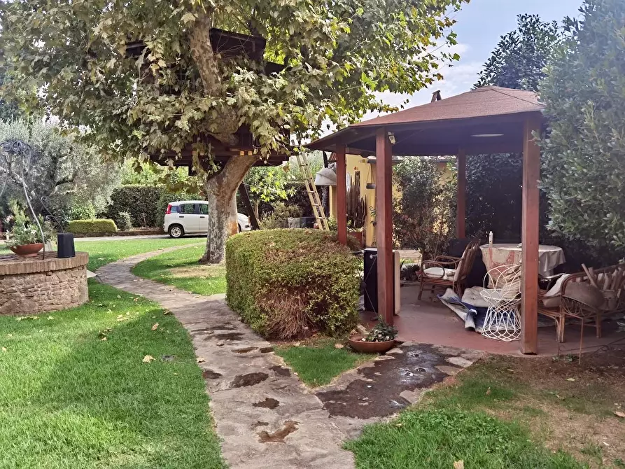 Immagine 12 di Rustico / casale in vendita  a San Giuliano Terme