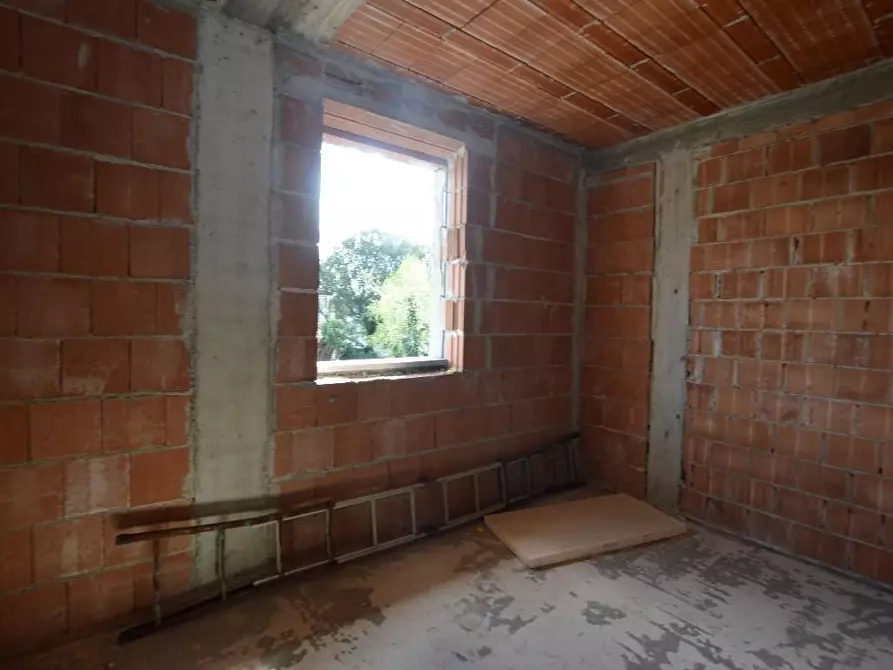 Immagine 10 di Villetta a schiera in vendita  a Capannori