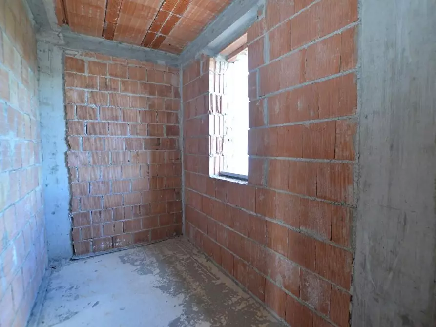 Immagine 11 di Villetta a schiera in vendita  a Capannori