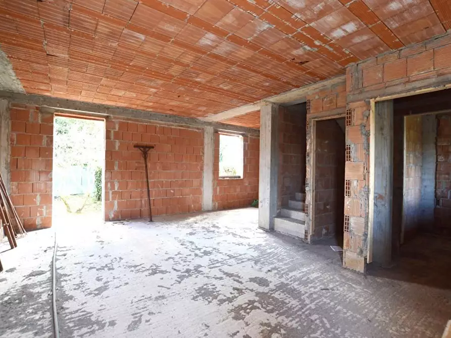 Immagine 2 di Villetta a schiera in vendita  a Capannori