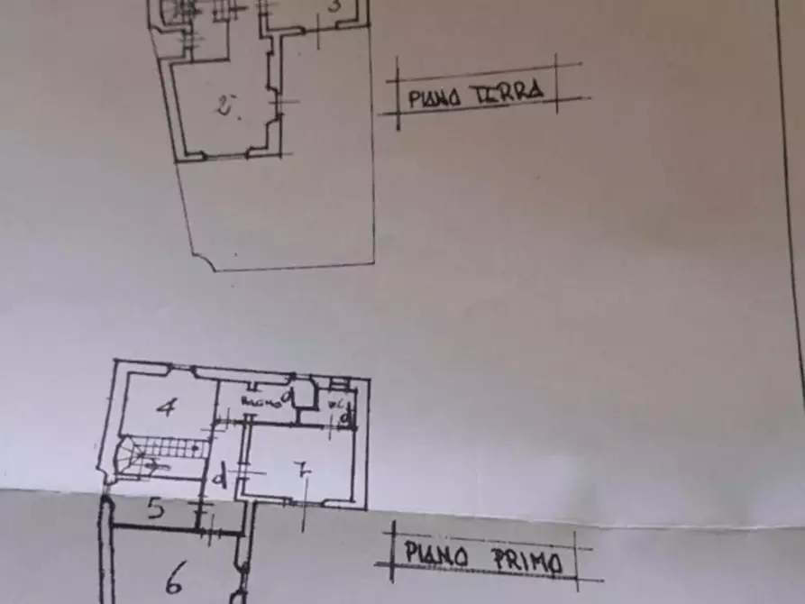 Immagine 26 di Villetta a schiera in vendita  a Massa