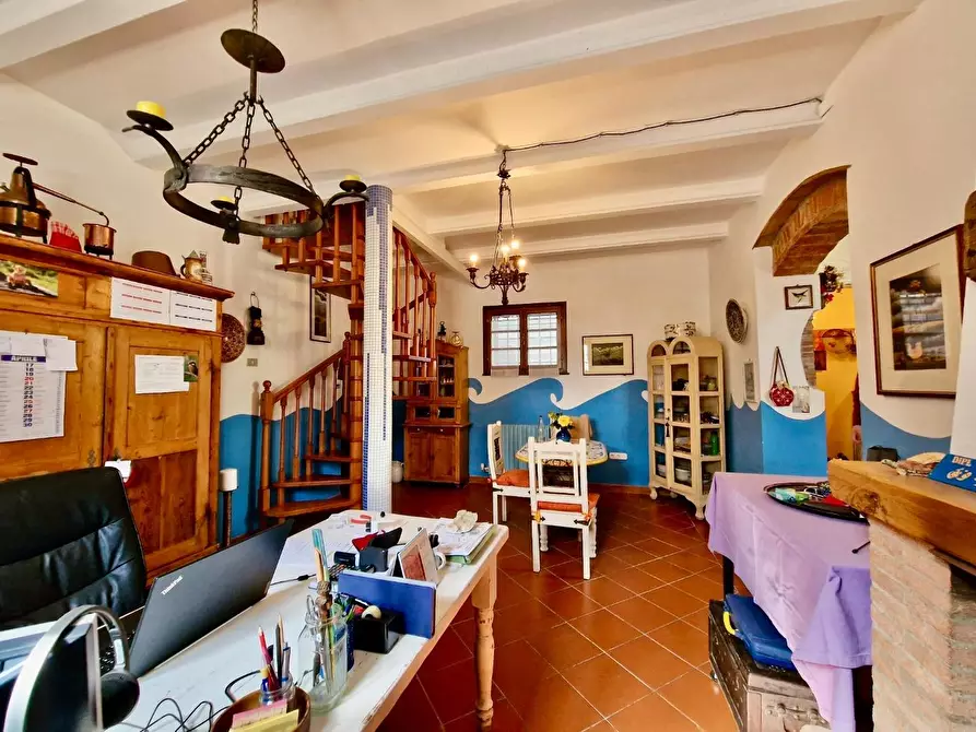 Immagine 25 di Terratetto in vendita  a Crespina Lorenzana