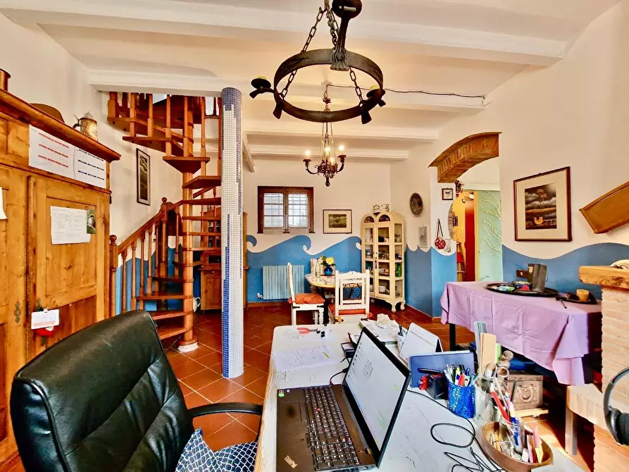 Immagine 31 di Terratetto in vendita  a Crespina Lorenzana