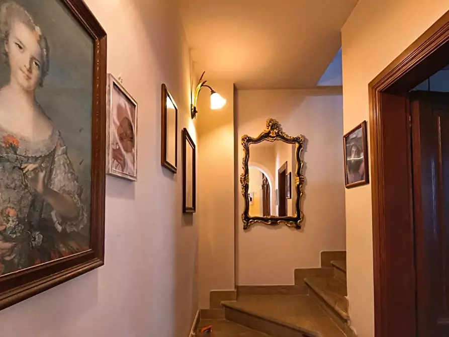 Immagine 13 di Villa in vendita  a Pisa