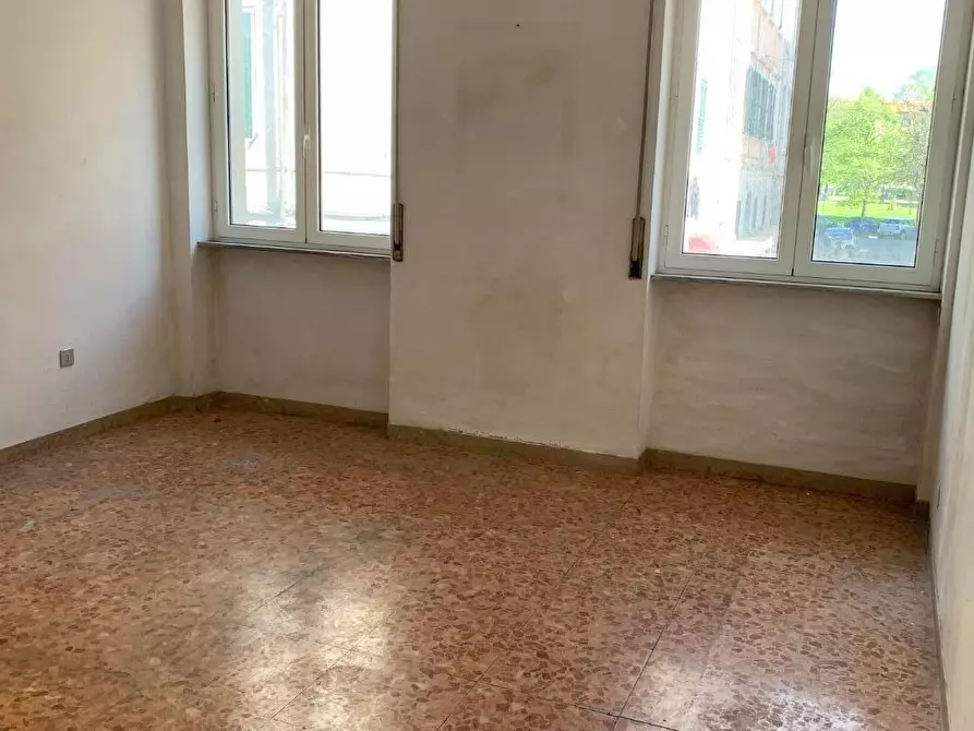 Immagine 2 di Appartamento in vendita  a Livorno