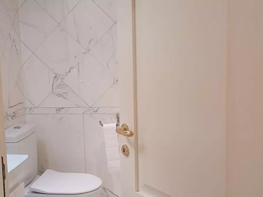 Immagine 26 di Villa in vendita  a Camaiore