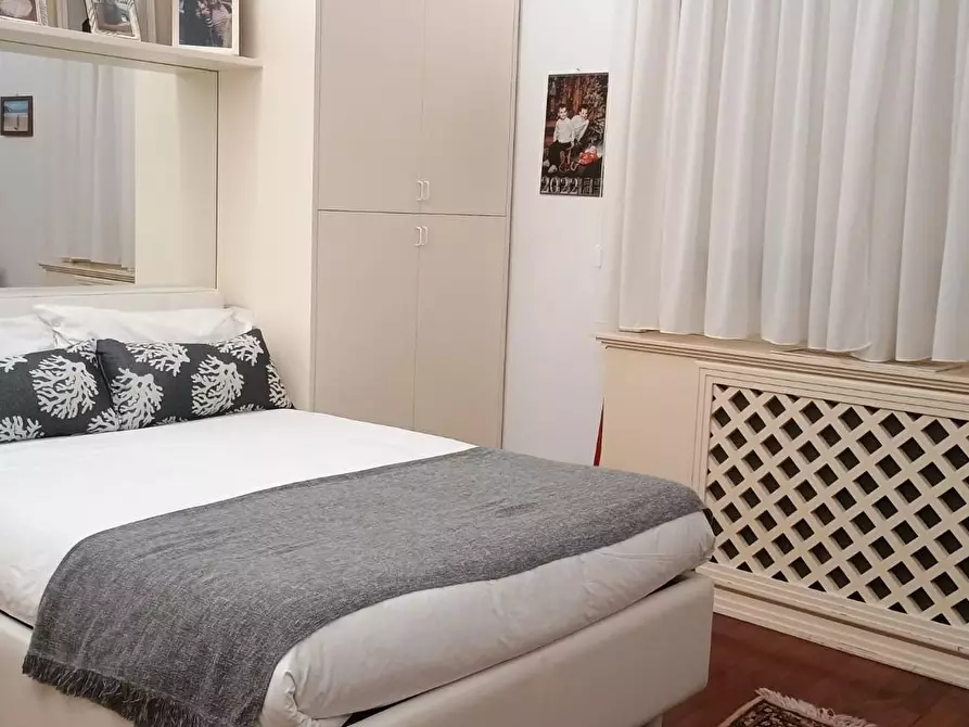 Immagine 37 di Villa in vendita  a Camaiore