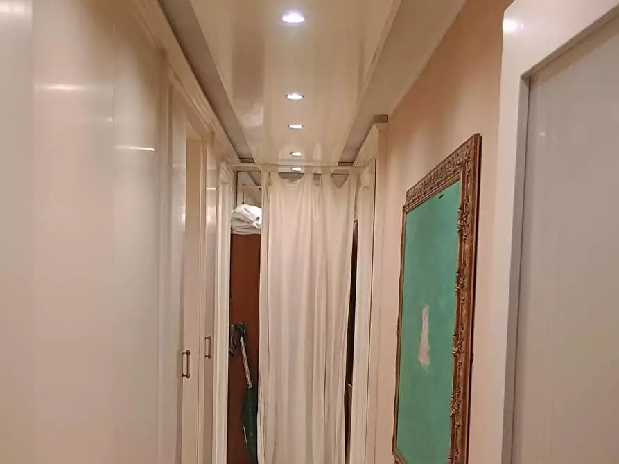 Immagine 54 di Villa in vendita  a Camaiore